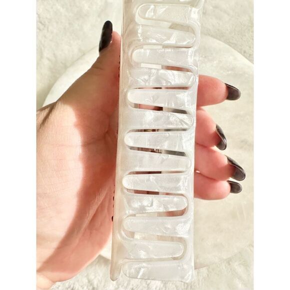 Halloween “BOO” white hair claw with black and orange colors and rhinestones  - Picture 3 of 4